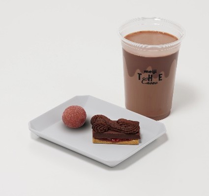 画像：「明治 ザ・カカオ 濃密“生ねり”スイーツセット」商品