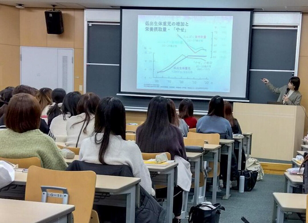 椙山女学園大学 食育セミナー 写真1