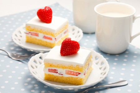 ヨーグルトクリームのショートケーキ