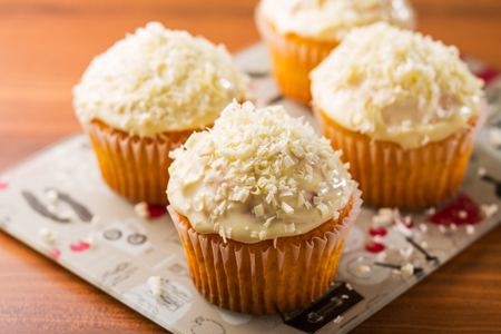 スノーホワイトカップケーキ