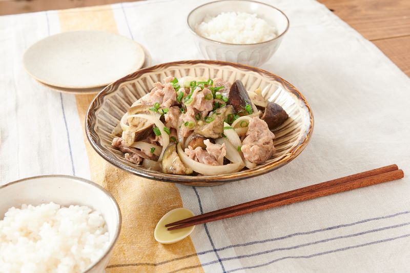 レンジで簡単！豚となすのしょうが焼き風
