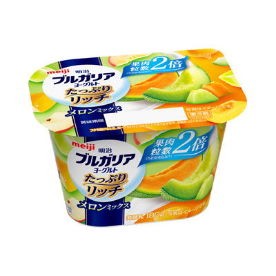 写真:明治ブルガリアヨーグルト たっぷりリッチ メロンミックス 180g